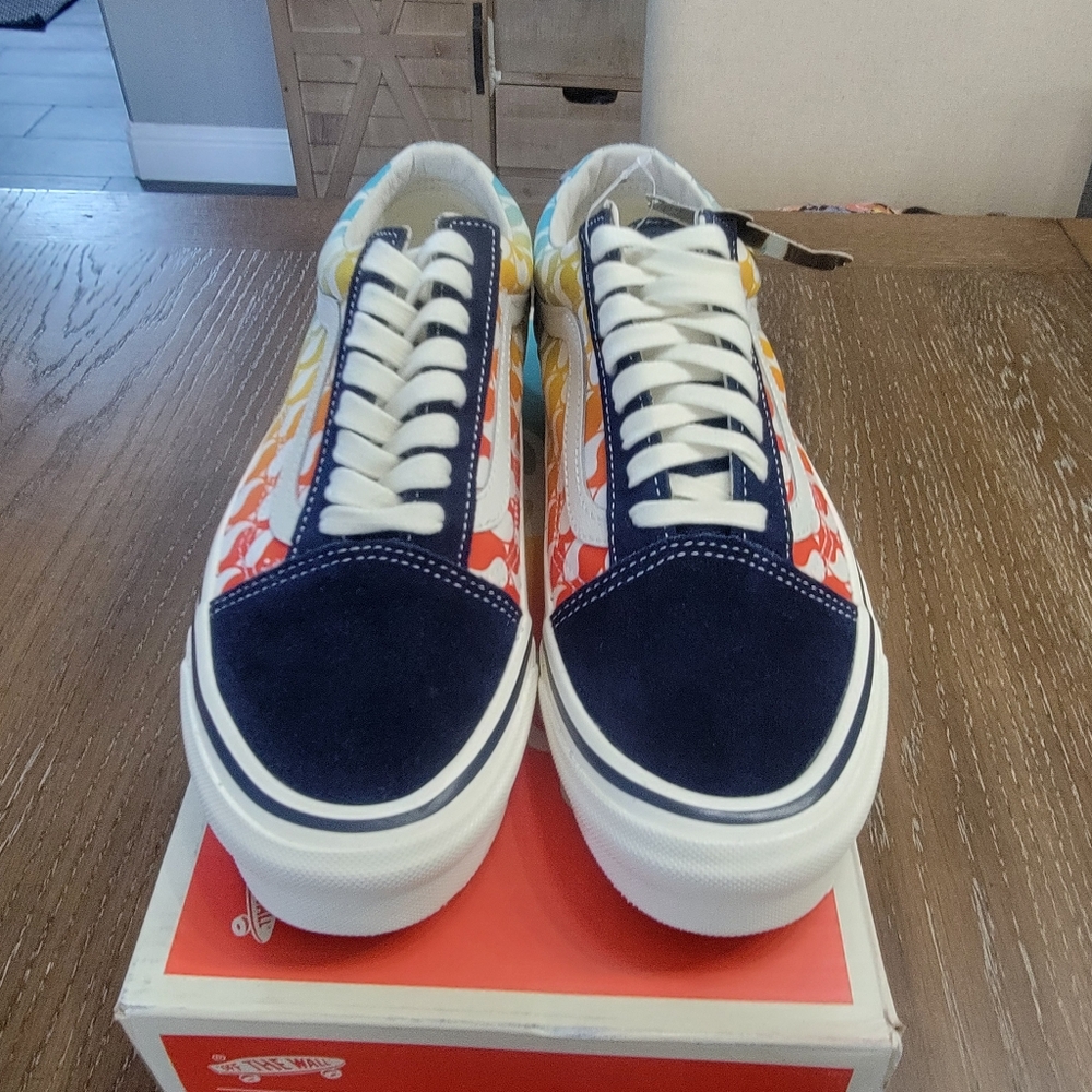 Vans OG Old skool LX. New in box.Size: 8 men/ 9.5 women.Color: multicolor - Picture 3 of 11